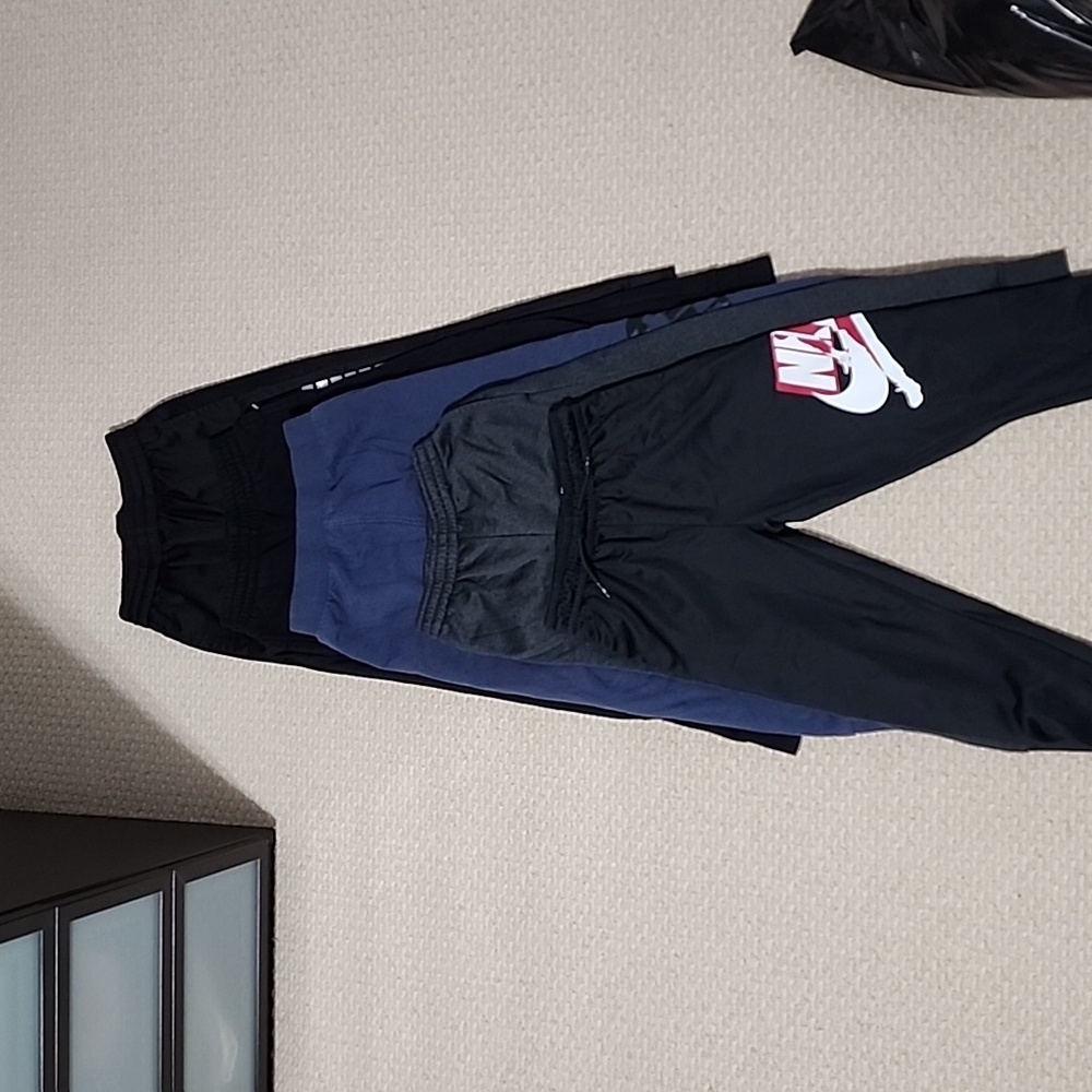 5 pak of sweatpants